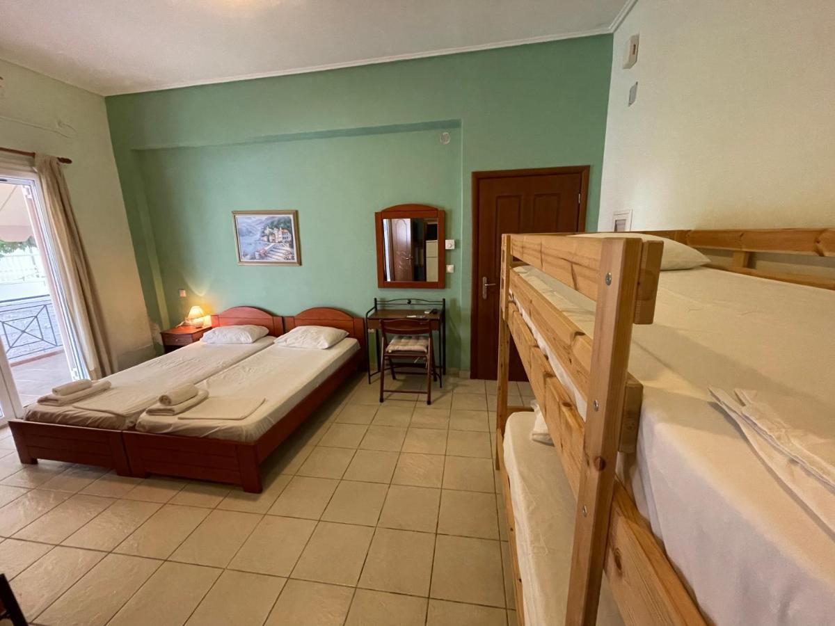 Tsertos Apartments Камена Вурла Екстериор снимка