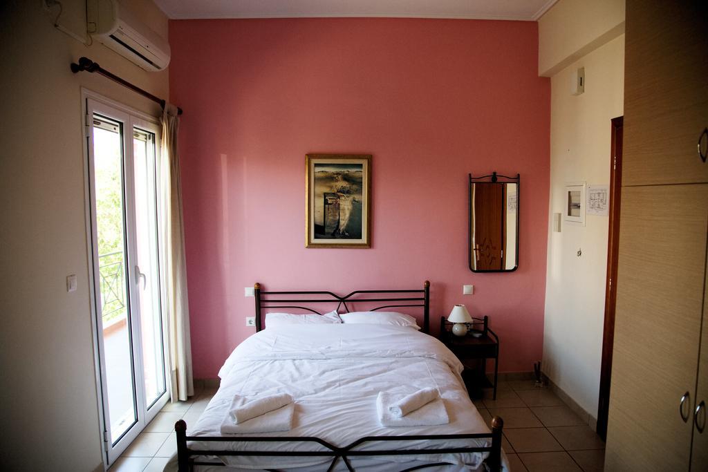 Tsertos Apartments Камена Вурла Екстериор снимка